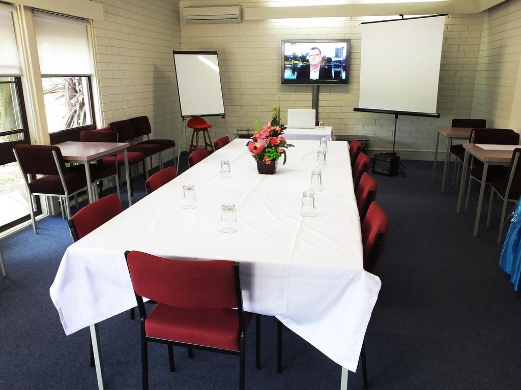 Edinburgh Motor Inn Warragul Eksteriør billede